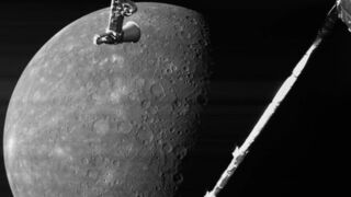 BepiColombo совершил четвертый пролет Меркурия и сфотографировал его южный полюс